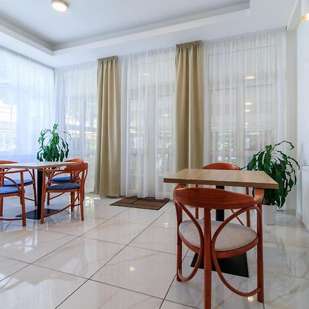 Villa Marina Inn Siófok Buitenkant foto