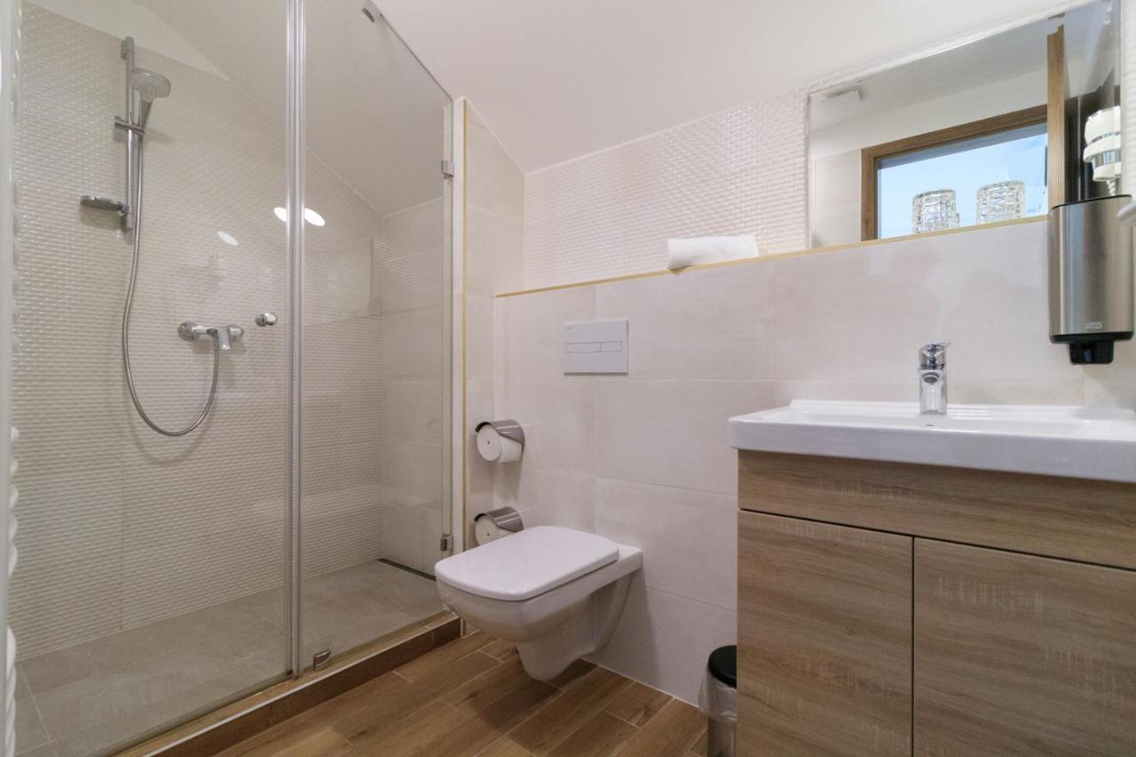 Villa Marina Inn Siófok Buitenkant foto